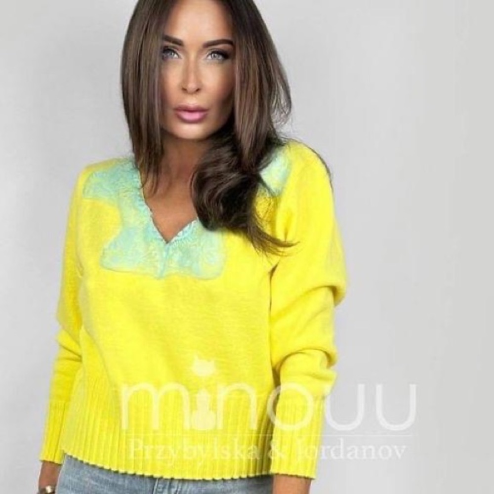 Minnou Citron Yellow Lace V-Neck Sweater NWT European Designer Made in Poland